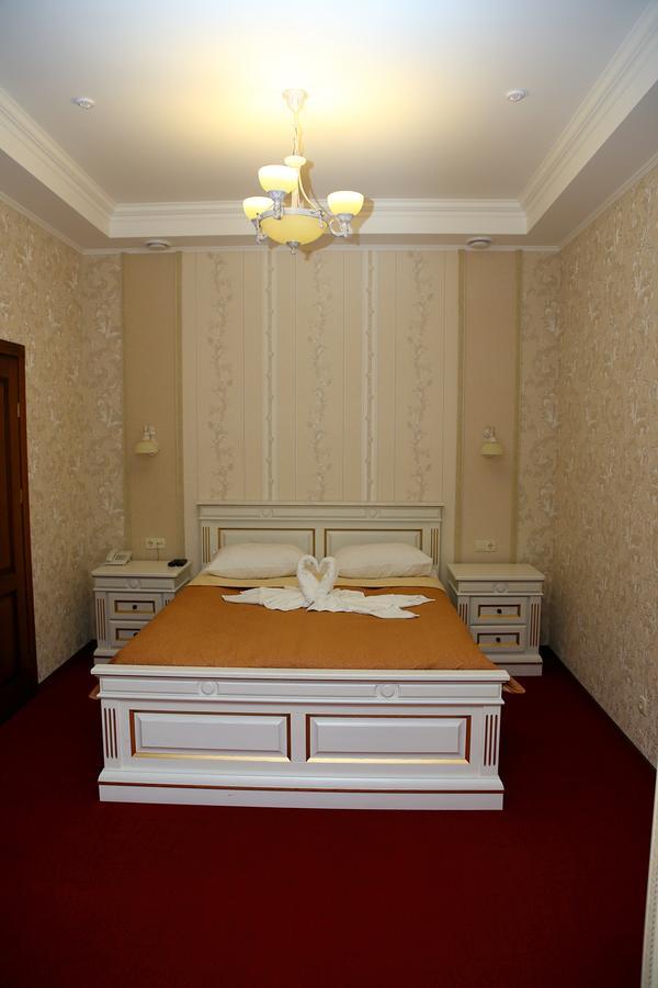 Best Hotel And Restaurant Complex Dunaivtsi Quarto foto