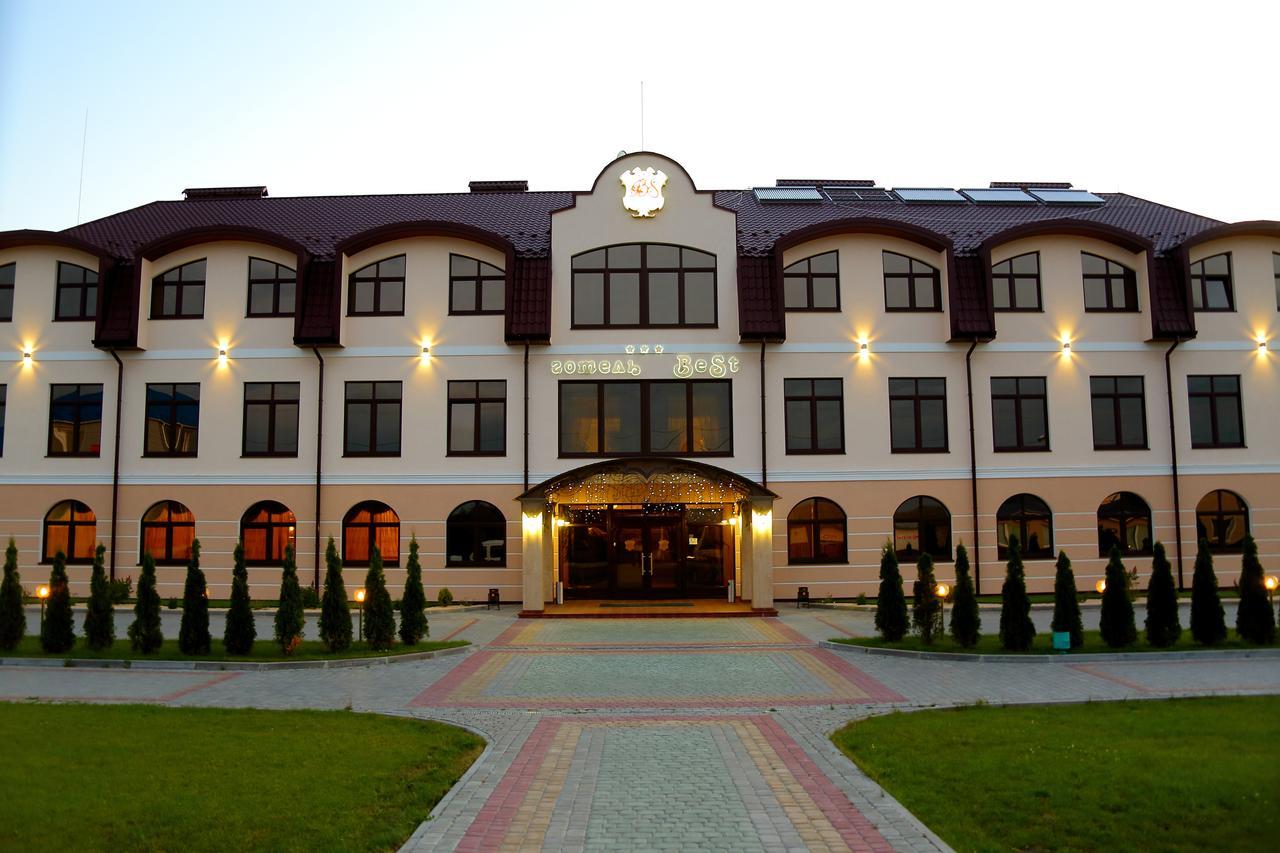 Best Hotel And Restaurant Complex Dunaivtsi Exterior foto